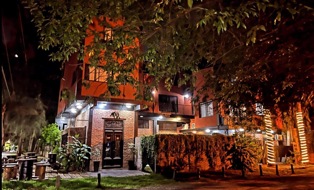 Monica'S Apartments 캐닝 외부 사진