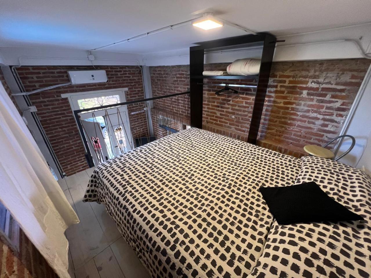 Monica'S Apartments 캐닝 외부 사진